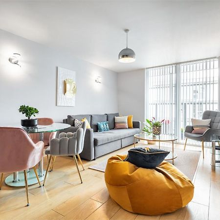 Stunning Apartment With Underground Parking! London Ngoại thất bức ảnh