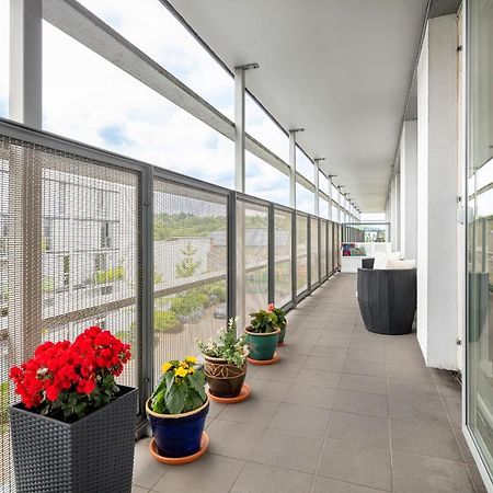 Stunning Apartment With Underground Parking! London Ngoại thất bức ảnh