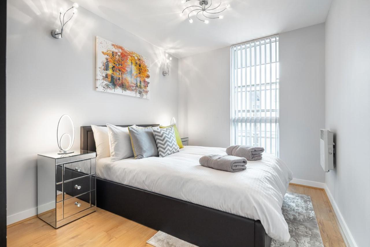 Stunning Apartment With Underground Parking! London Ngoại thất bức ảnh