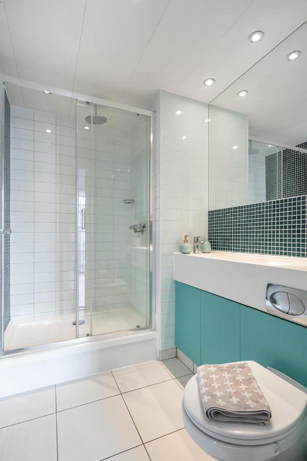 Stunning Apartment With Underground Parking! London Ngoại thất bức ảnh