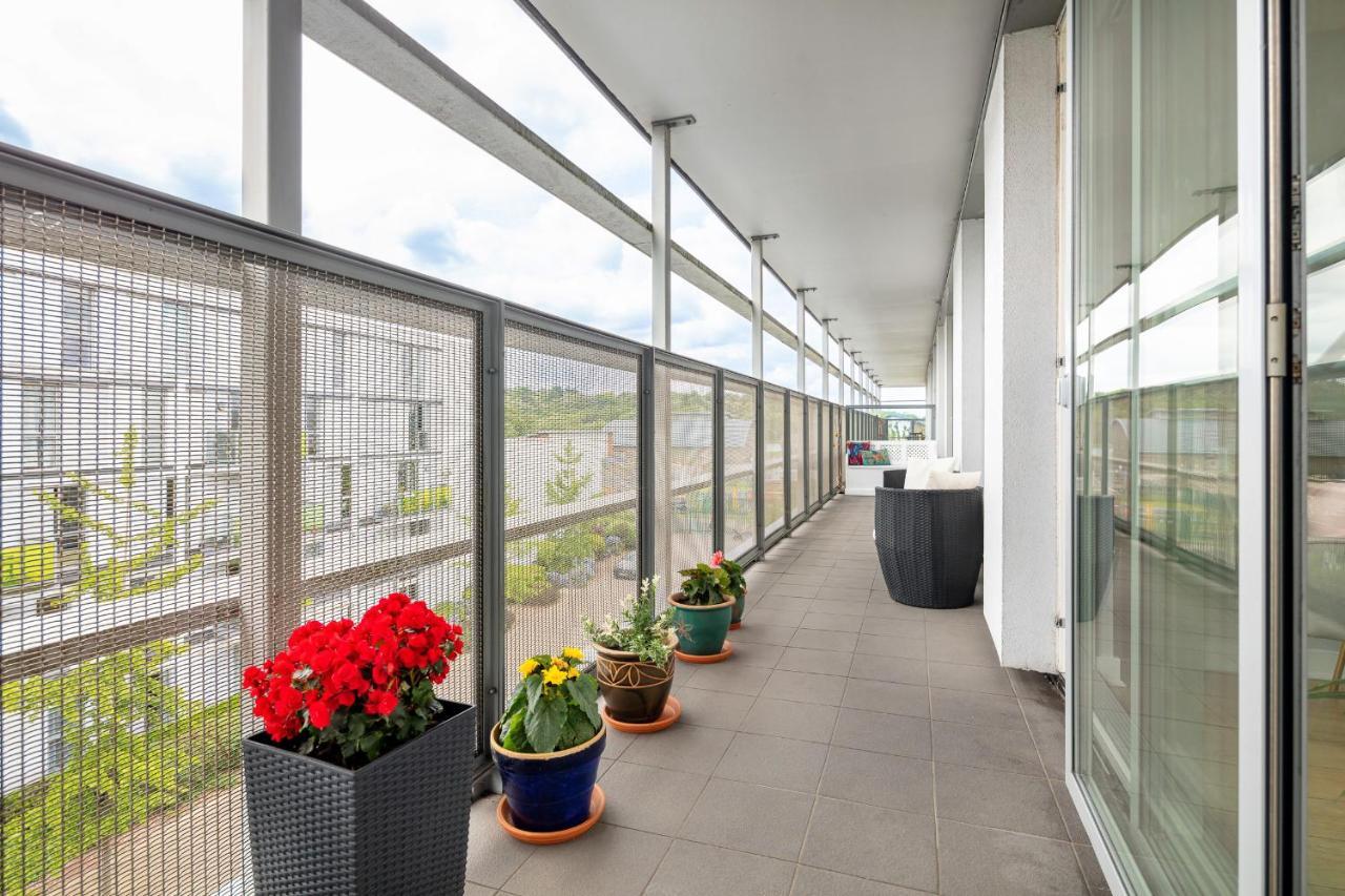 Stunning Apartment With Underground Parking! London Ngoại thất bức ảnh