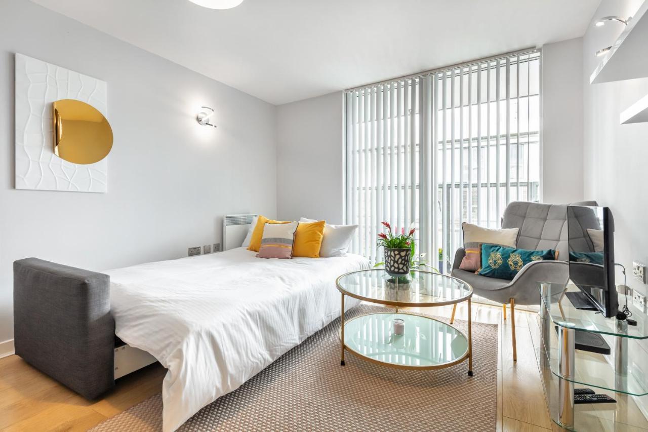 Stunning Apartment With Underground Parking! London Ngoại thất bức ảnh